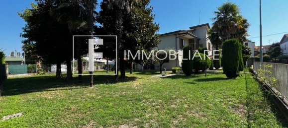8 rooms House in Jesolo, Italy No. 171169 19