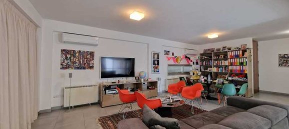 Villa de 4 dormitorios en Germasogeia, Cyprus No. 11888 3