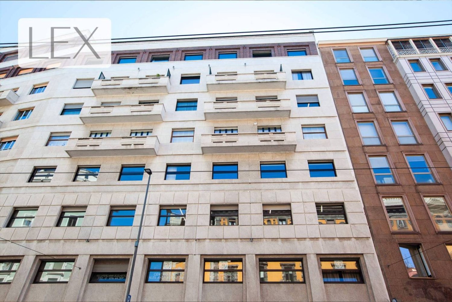 1 room Office in Milan, Italy No. 394194