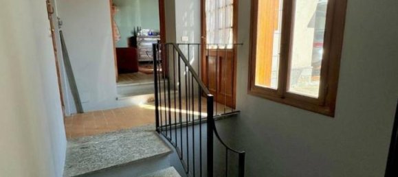 Вилла с 6 комнатами в Биелла, Италия № 37744 57