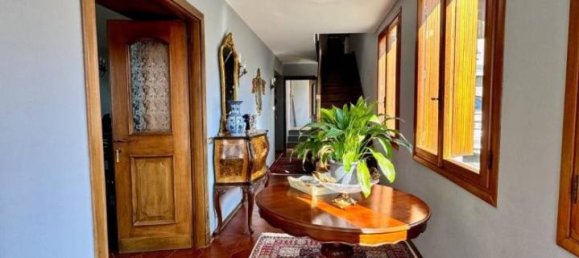 Вилла с 6 комнатами в Биелла, Италия № 37744 19