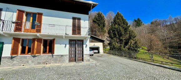 Вилла с 6 комнатами в Биелла, Италия № 37744 20