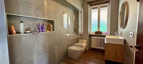 Вилла с 6 комнатами в Биелла, Италия № 37744 65