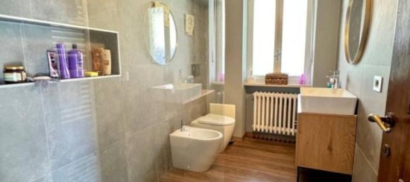 Вилла с 6 комнатами в Биелла, Италия № 37744 67