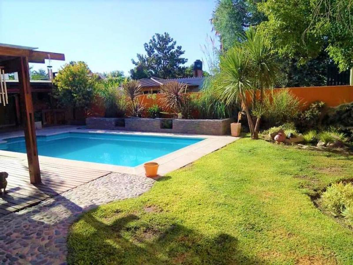 4 bedrooms House in Cordoba, Argentina No. 54118