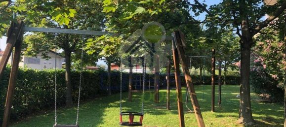 Гараж 17м² в Дезенцано дель Гарда, Италия № 376547 5