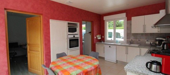 4 Schlafzimmer Haus in Senonches, France, Nr. 156388 2