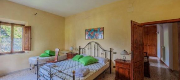 Квартира с 6 комнатами в Монтепульчано, Италия № 140669 11