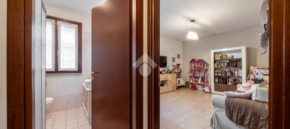 Casa de 3 dormitorios en Bibbiano, Italy No. 272688 12