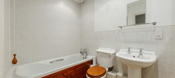 Квартира с 2 спальнями в Бекенхэм, Великобритания № 891 17