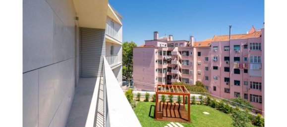 2 Schlafzimmer Wohnung in Lisbon, Portugal, Nr. 120878 2