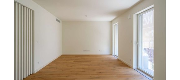 2 Schlafzimmer Wohnung in Lisbon, Portugal, Nr. 120878 4