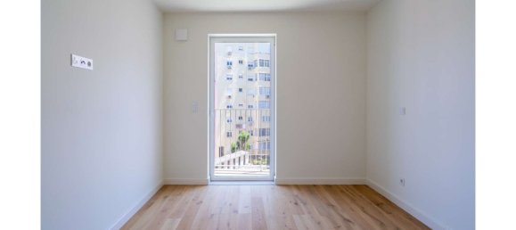 2 Schlafzimmer Wohnung in Lisbon, Portugal, Nr. 120878 14