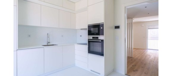 2 Schlafzimmer Wohnung in Lisbon, Portugal, Nr. 120878 11