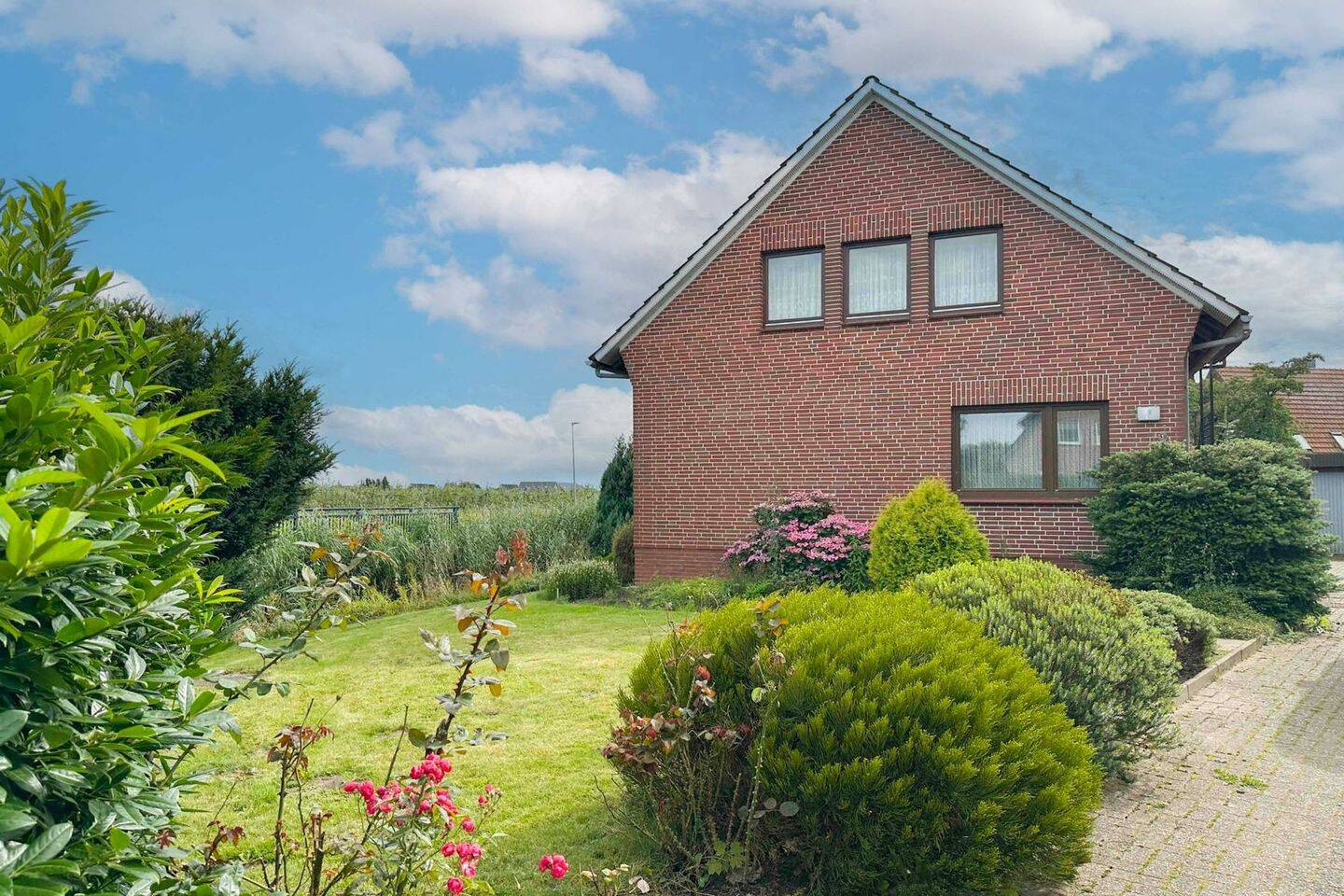 Дом с 5 спальнями в Штаде, Германия № 273502