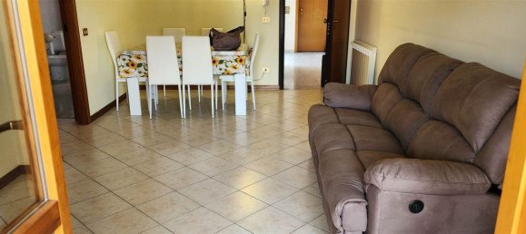 6 rooms Apartment in Viareggio, Italy No. 46365 4