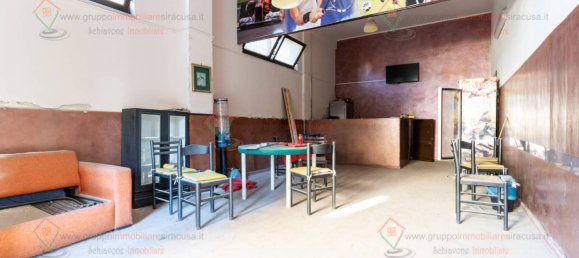 5غرفة عقار تجاري في Syracuse, Italy رقم 298166 3