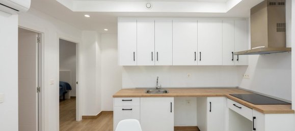 3 chambres Appartement à Granada, Spain No. 137046 8