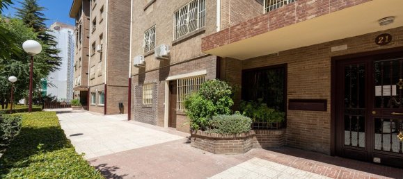 3 chambres Appartement à Granada, Spain No. 137046 21