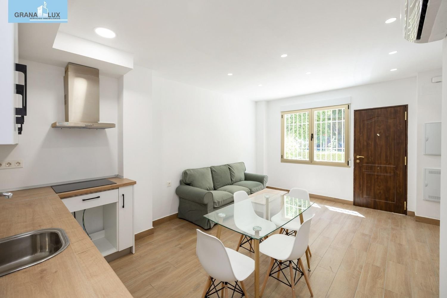 3 chambres Appartement à Granada, Spain No. 137046