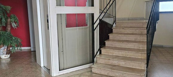 Apartamento de 4 habitaciónes en Bari, Italy No. 314493 9