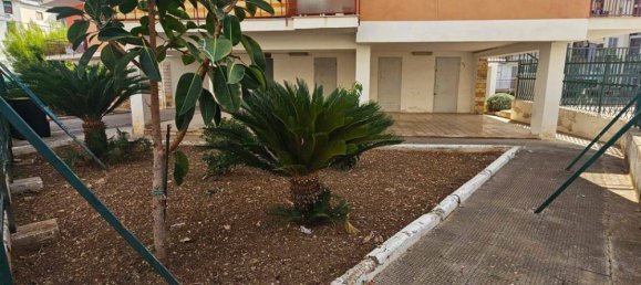 Apartamento de 4 habitaciónes en Bari, Italy No. 314493 10