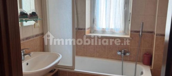 2 bedrooms Apartment in Turin, Italy No. 92103 17