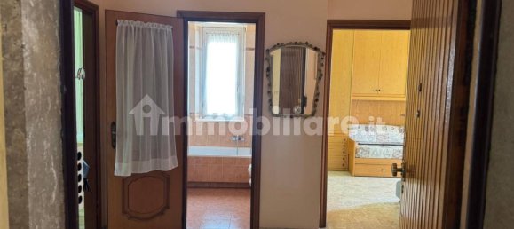 2 bedrooms Apartment in Turin, Italy No. 92103 31