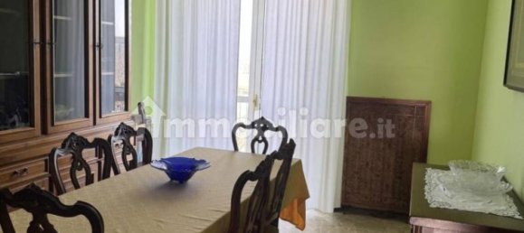 2 bedrooms Apartment in Turin, Italy No. 92103 6