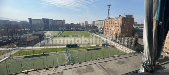 2 bedrooms Apartment in Turin, Italy No. 92103 24