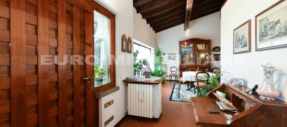 3 bedrooms Villa in Brescia, Italy No. 72880 8