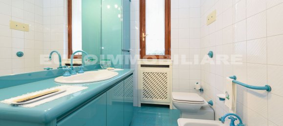 3 bedrooms Villa in Brescia, Italy No. 72880 14