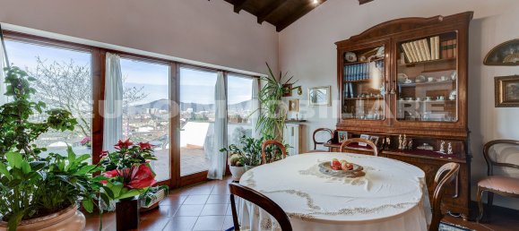 3 bedrooms Villa in Brescia, Italy No. 72880 5