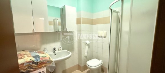 3-salle Appartement à Rozzano, Italy No. 339080 28