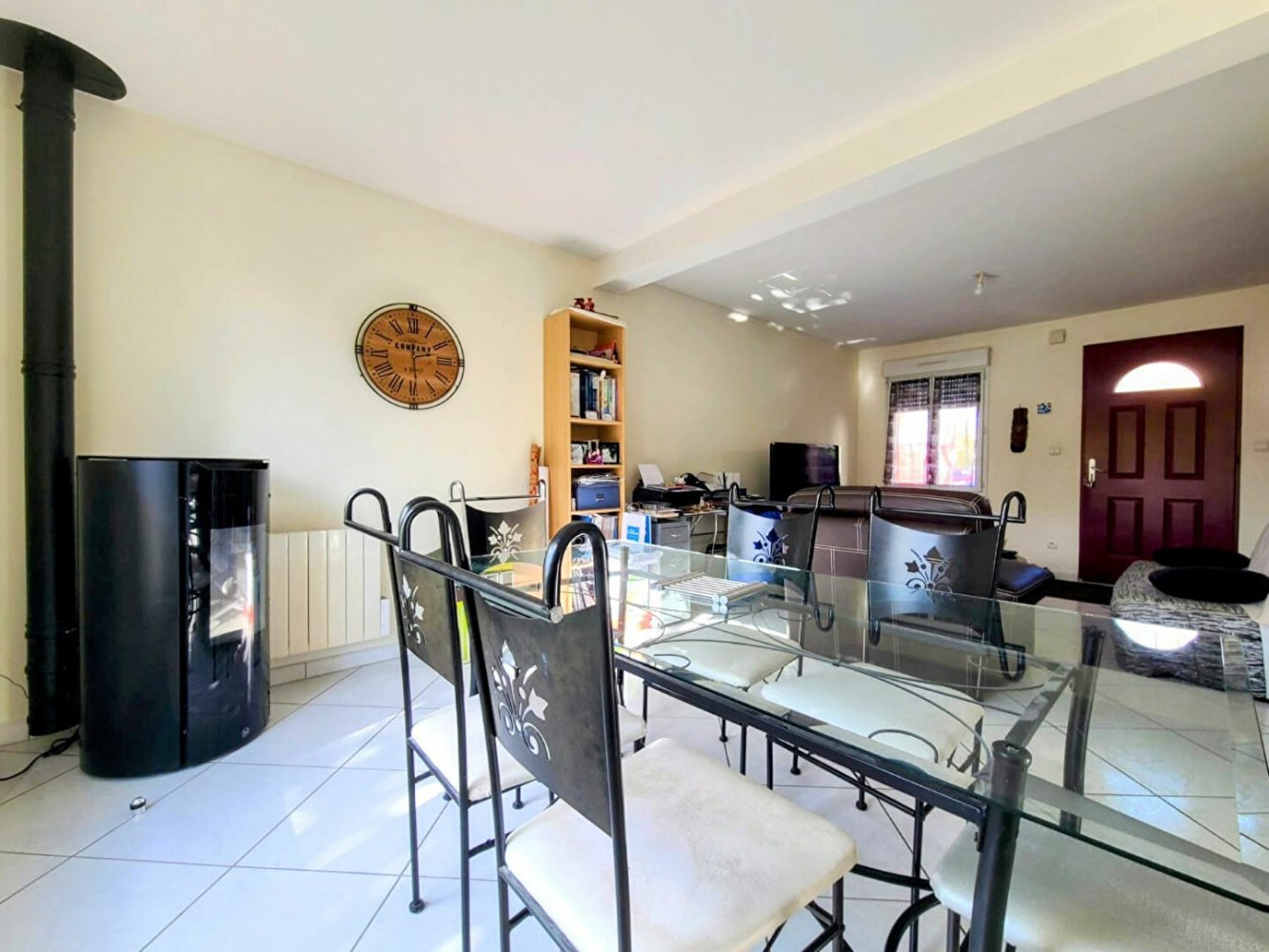 Casa de 3 dormitorios en Chartres, France No. 215310