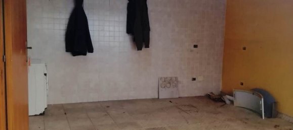 5 Schlafzimmer Wohnung in Chiaravalle, Italy, Nr. 331702 10