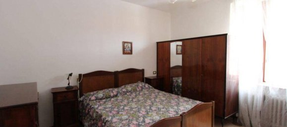 8 rooms Apartment in Chiusi, Italy No. 168128 7