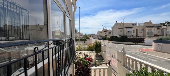 132m² House for sale in Torrevieja, Alicante, Valencian Community, Spain № 366006 4
