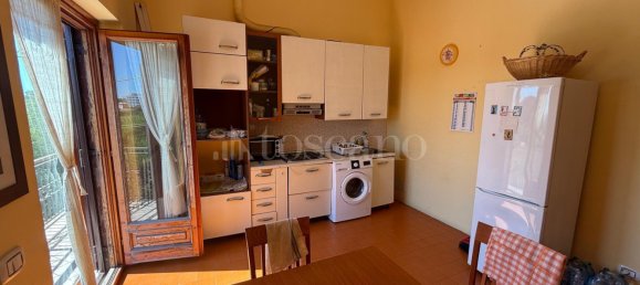 Дом с 5 комнатами в Фьюмичино, Италия № 285127 4