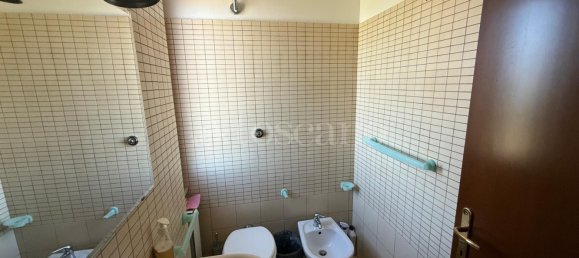 Дом с 5 комнатами в Фьюмичино, Италия № 285127 11