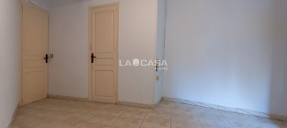 Apartamento de 3 dormitorios en Eixample, Spain No. 173414 13