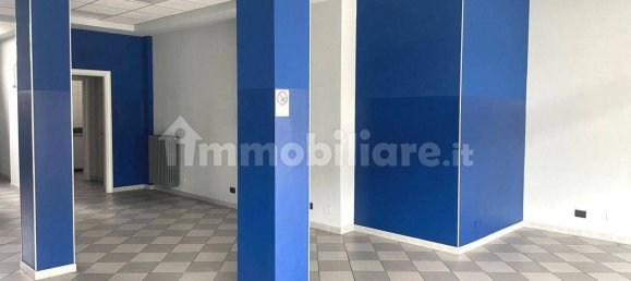 Коммерческая недвижимость с 2 комнатами в Турин, Италия № 375267 22