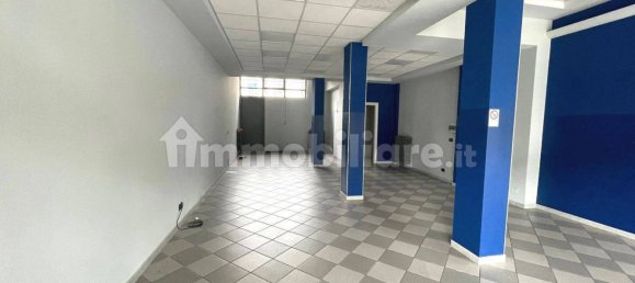 Коммерческая недвижимость с 2 комнатами в Турин, Италия № 375267 11