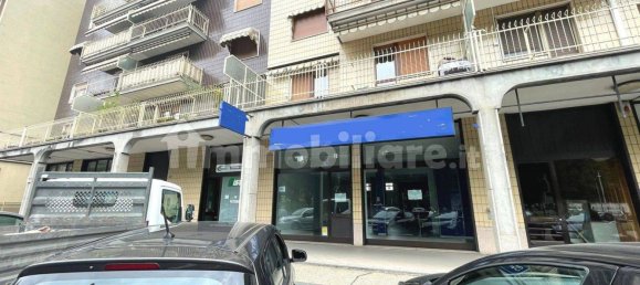 Коммерческая недвижимость с 2 комнатами в Турин, Италия № 375267 26