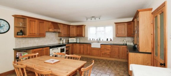 4 Schlafzimmer Haus in Spalding, United Kingdom, Nr. 2814 5