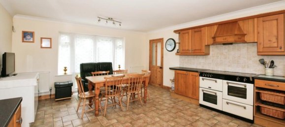 4 Schlafzimmer Haus in Spalding, United Kingdom, Nr. 2814 8