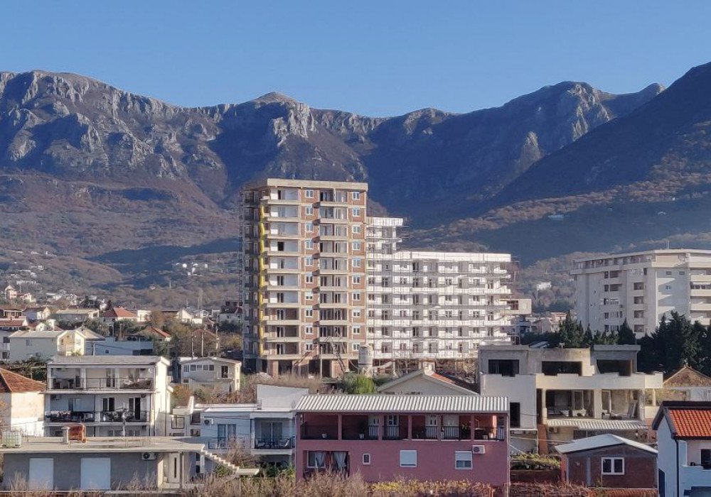 45m² Apartment in Bar, Montenegro No. 1787