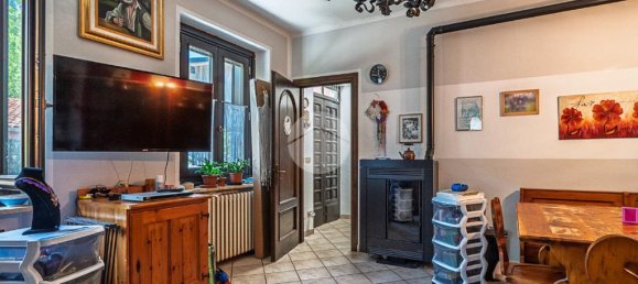 3 bedrooms House in Fiano, Italy No. 282542 4