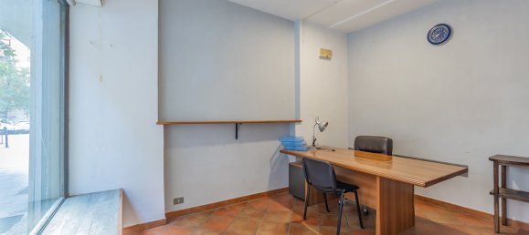 35m² Commercial property in Rome, Italy No. 353089 8