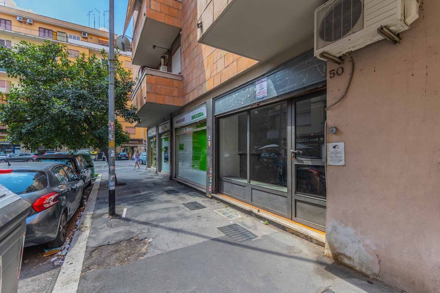 Propriété commerciale à Rome, Italy 35m² No. 353089